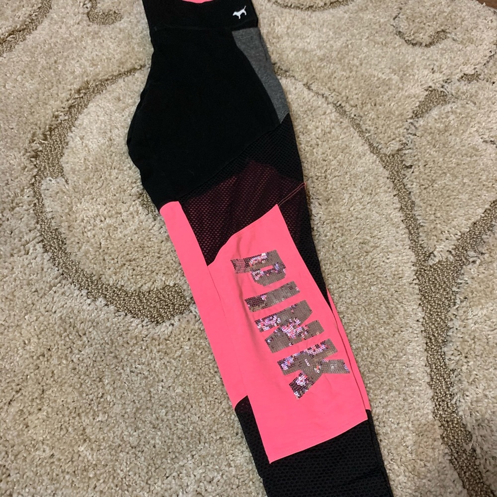 PINK/Victoria’s Secret Leggings!
